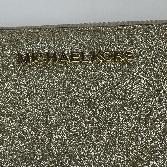 Michael Kors Jet Set Travel Glitter Pale Gold Phone Case Wristlet Wallet - Picture 3 of 12